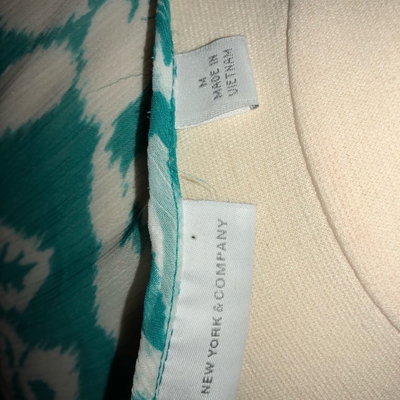 New York & Company Aqua Floral/White/Elastic - Picture 6 of 6